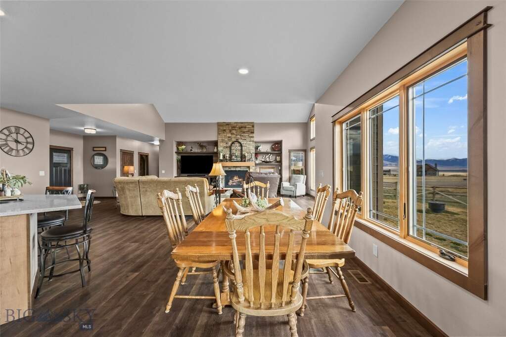3 Bedroom Single Family Home/House's Image 24