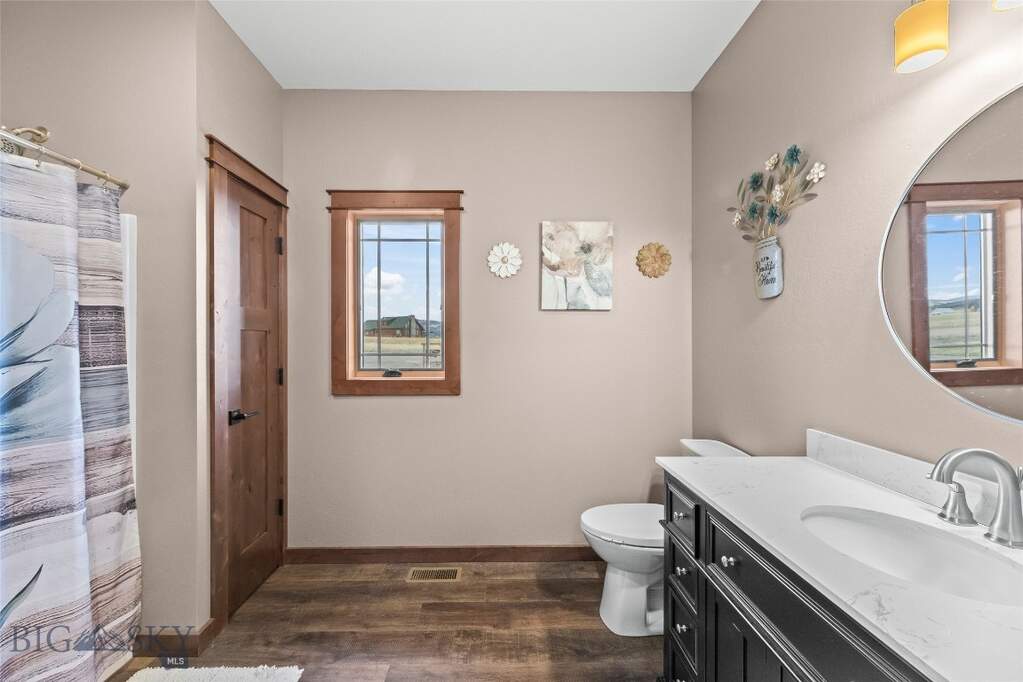 3 Bedroom Single Family Home/House's Image 37