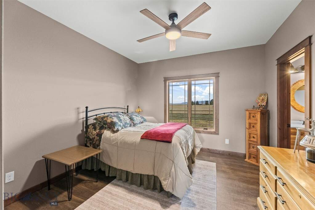 3 Bedroom Single Family Home/House's Image 42