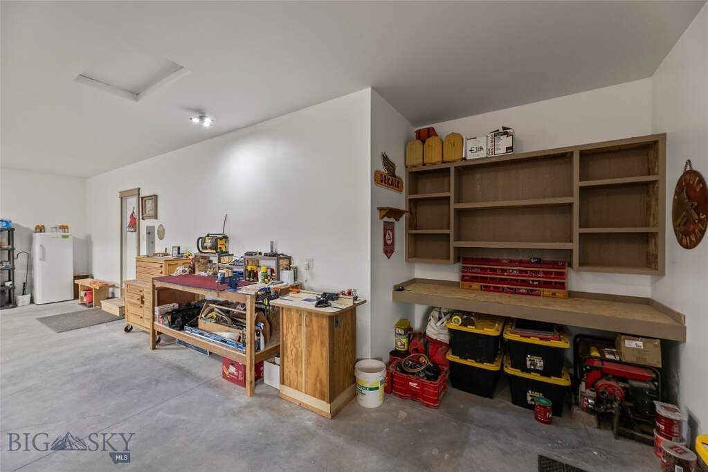 3 Bedroom Single Family Home/House's Image 53