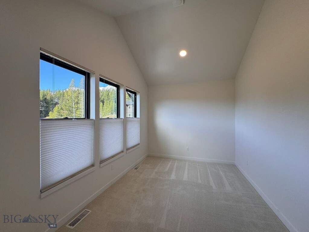 2 Bedroom Apartment/Flat's Image 14