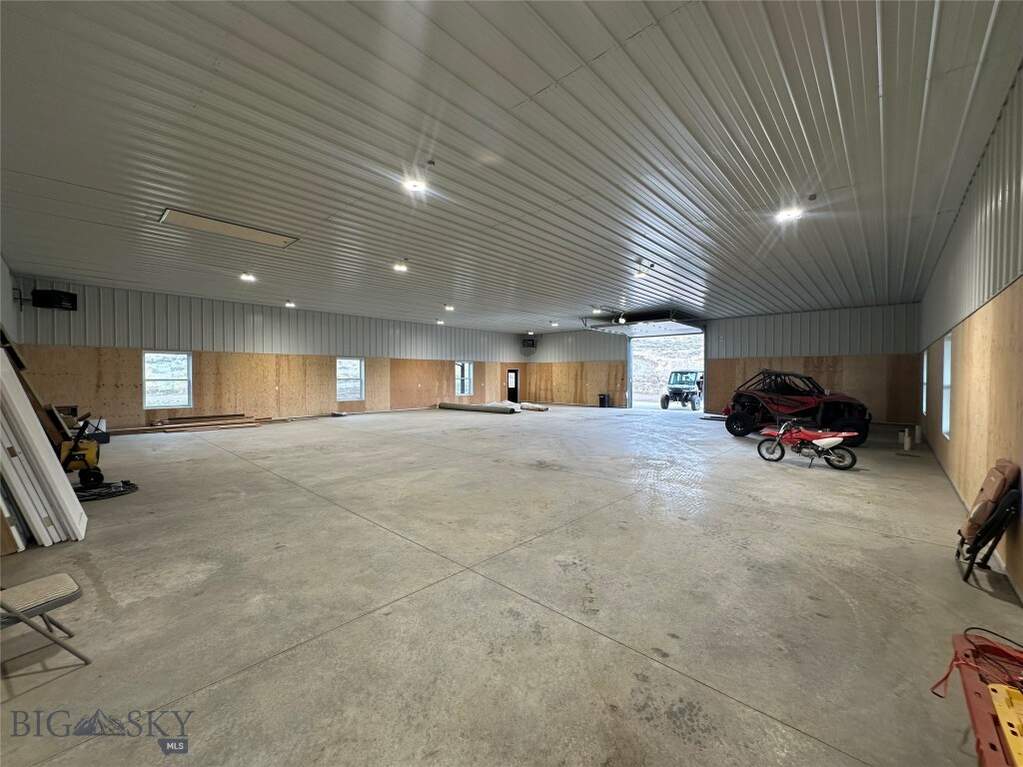 Land/Vacant Land's Image 32