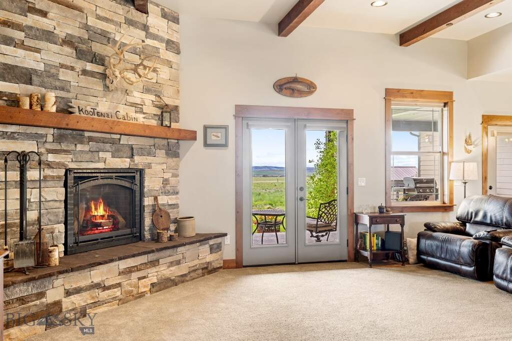 4 Bedroom Single Family Home/House's Image 16
