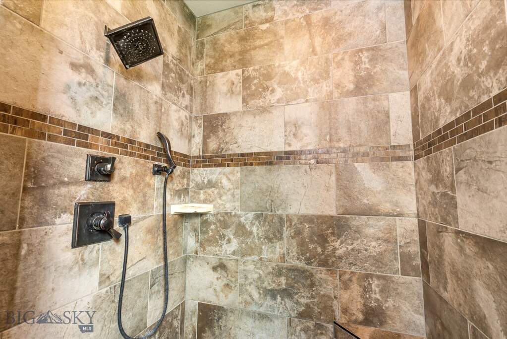 4 Bedroom Single Family Home/House's Image 29