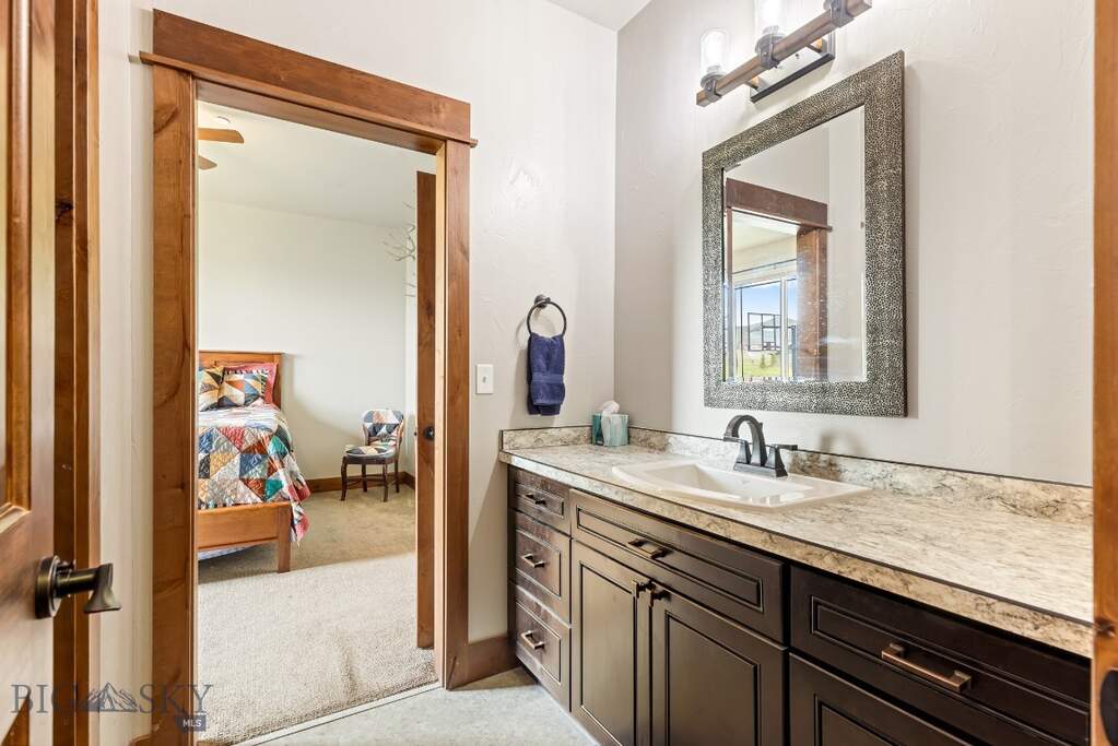 4 Bedroom Single Family Home/House's Image 34
