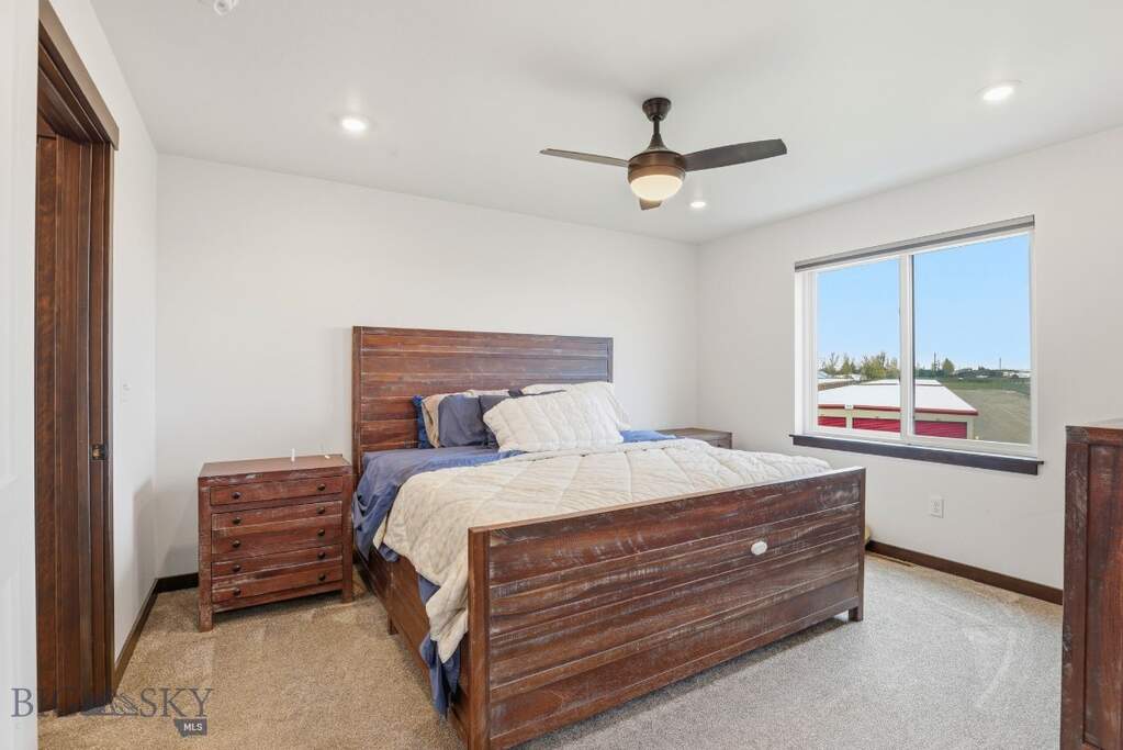 3 Bedroom Single Family Home/House's Image 22