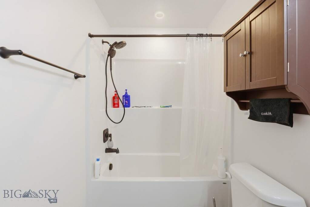 3 Bedroom Single Family Home/House's Image 25