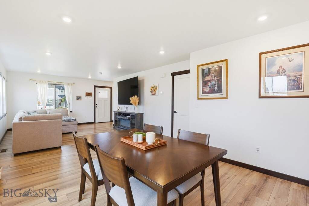 3 Bedroom Single Family Home/House's Image 6