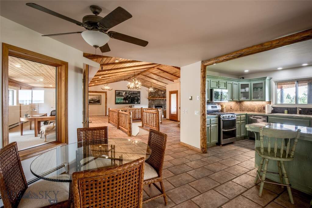 4 Bedroom Single Family Home/House's Image 14
