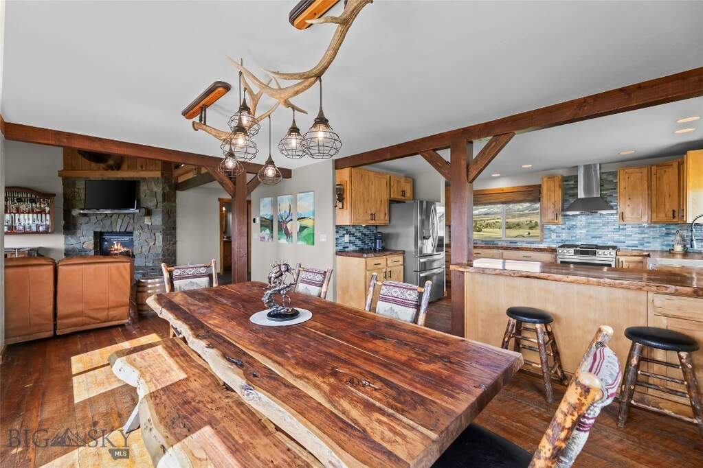 4 Bedroom Single Family Home/House's Image 14