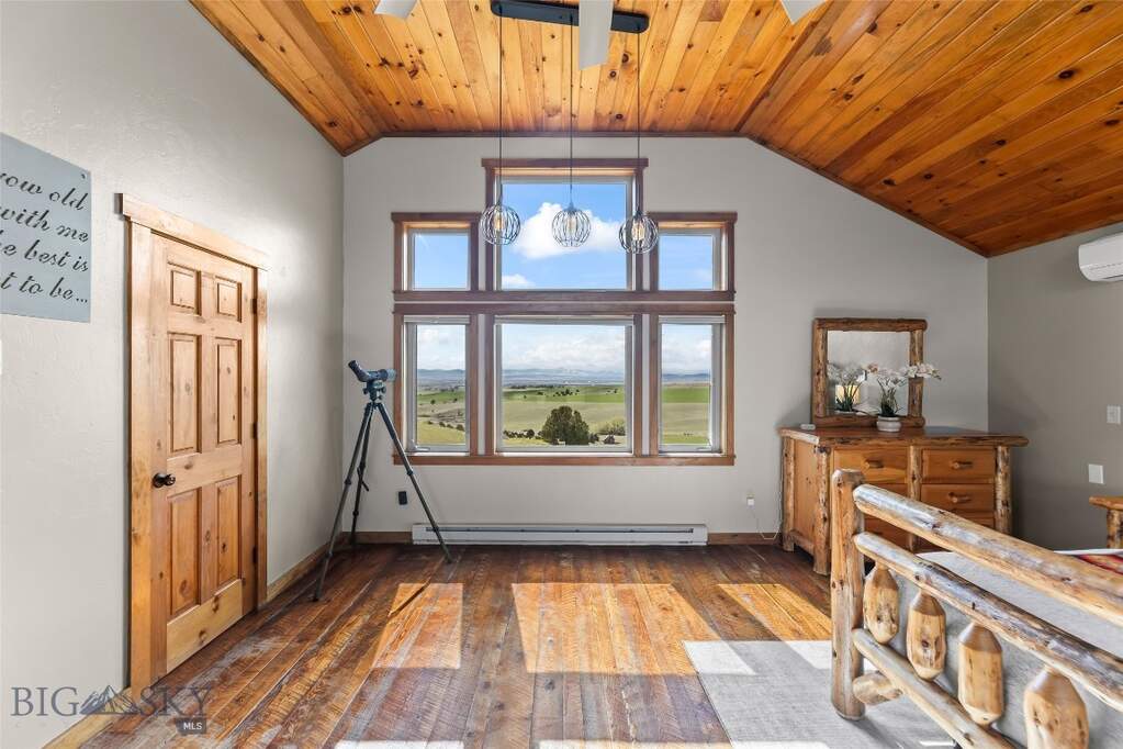 4 Bedroom Single Family Home/House's Image 28