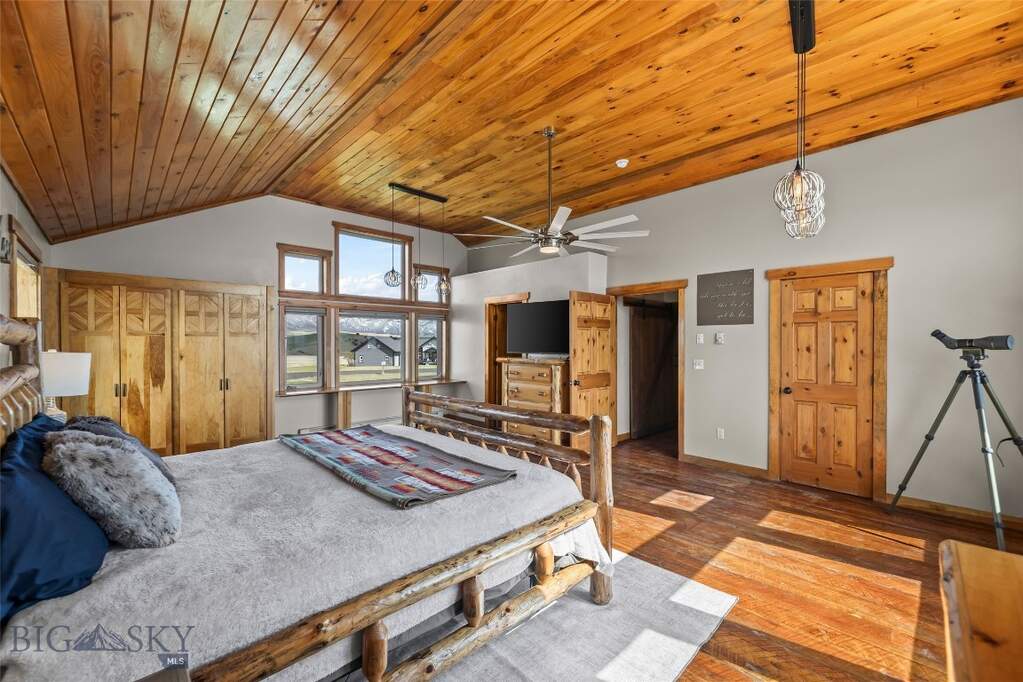 4 Bedroom Single Family Home/House's Image 29