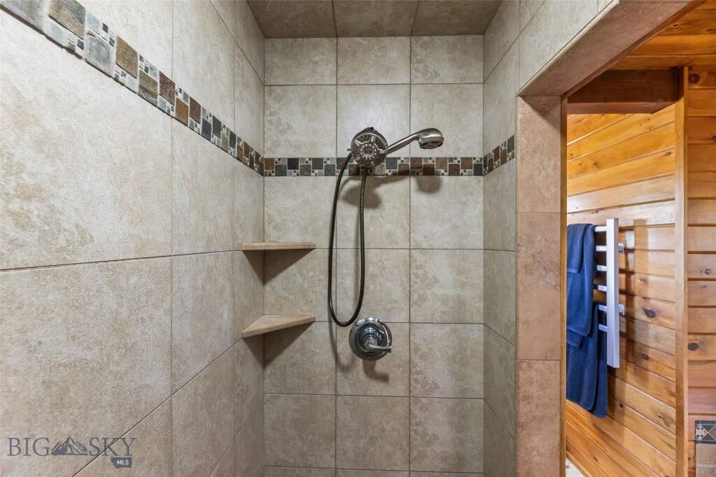 4 Bedroom Single Family Home/House's Image 35