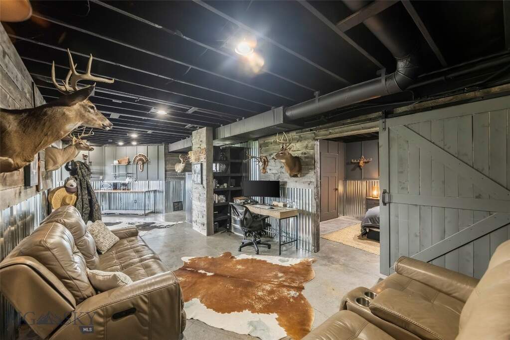 4 Bedroom Single Family Home/House's Image 42