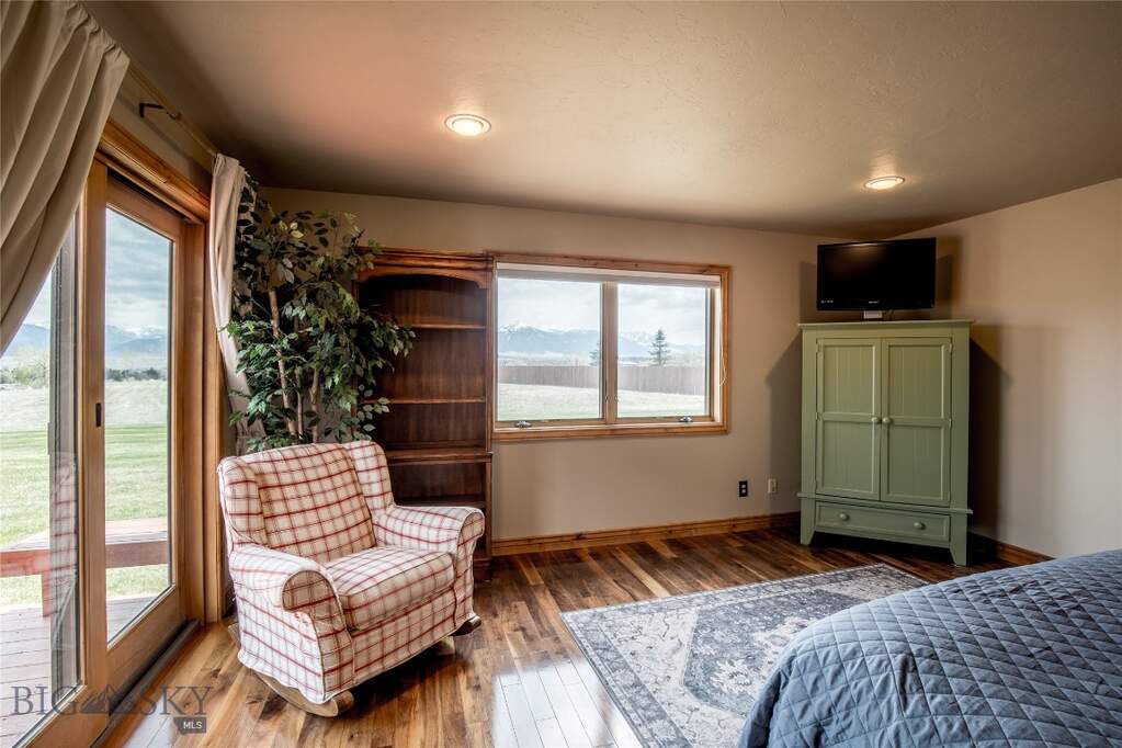 3 Bedroom Single Family Home/House's Image 13