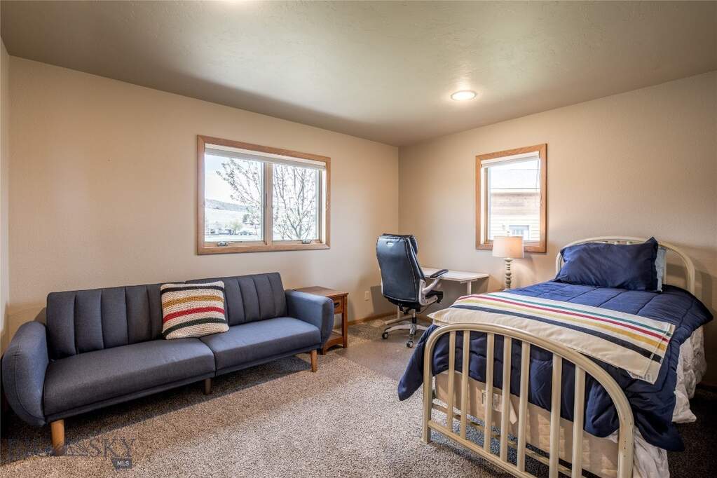 3 Bedroom Single Family Home/House's Image 23