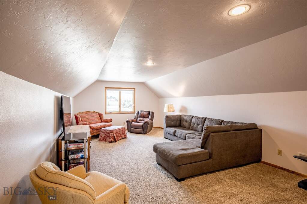 3 Bedroom Single Family Home/House's Image 29
