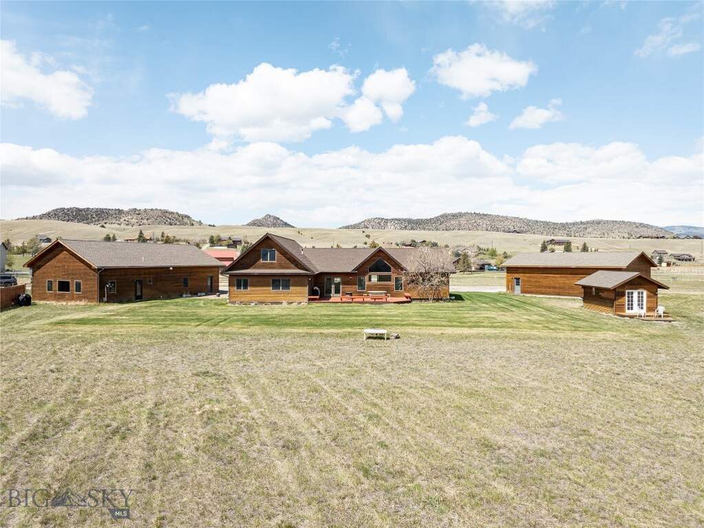 3 Bedroom Single Family Home/House's Image 36