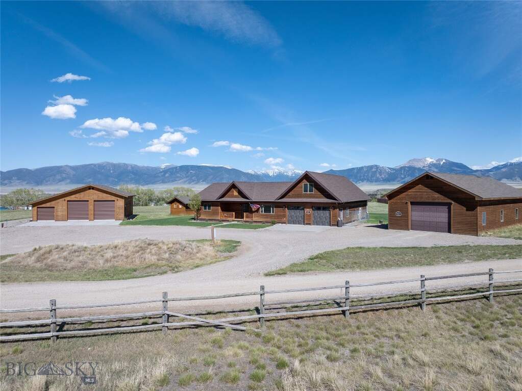 3 Bedroom Single Family Home/House's Image 53
