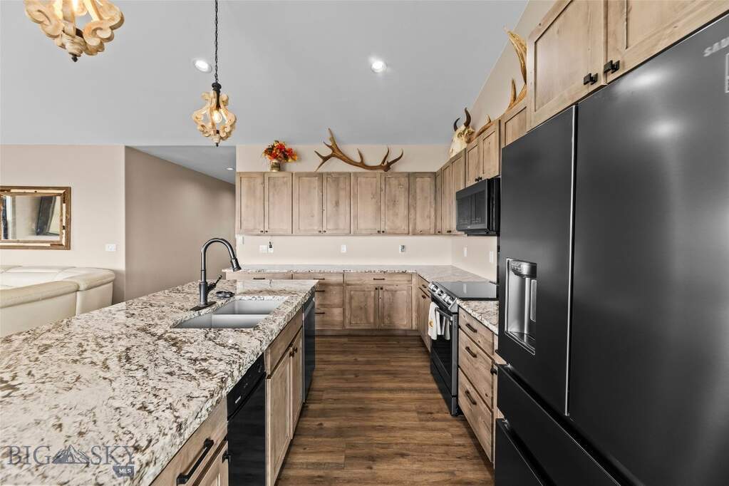 4 Bedroom Single Family Home/House's Image 17