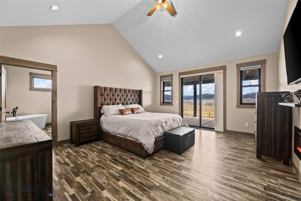 4 Bedroom Single Family Home/House's Image 28