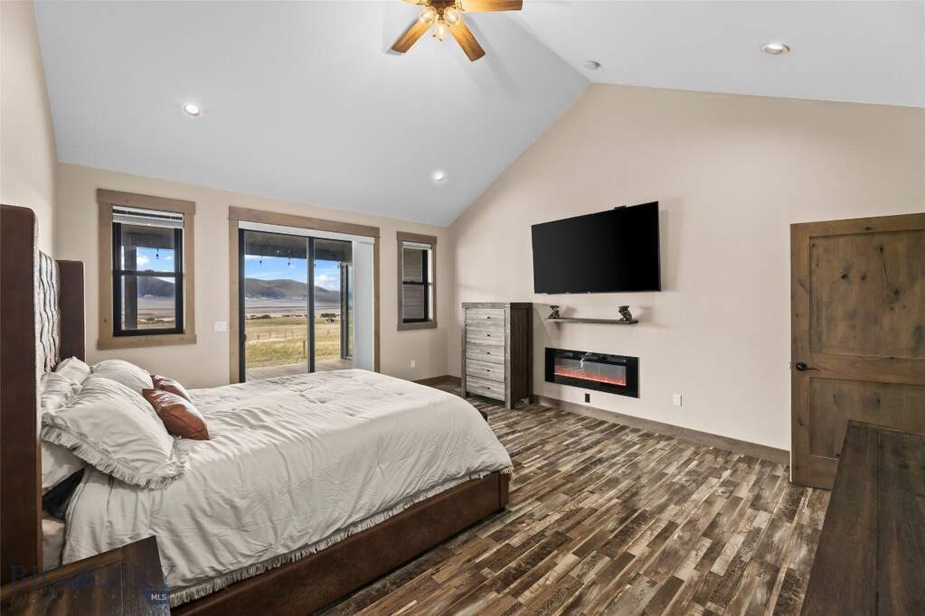 4 Bedroom Single Family Home/House's Image 30