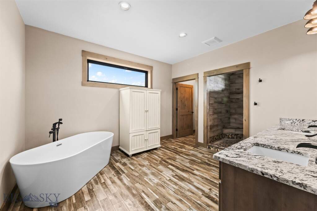 4 Bedroom Single Family Home/House's Image 35