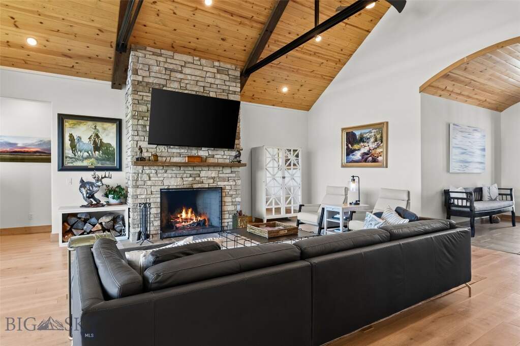 3 Bedroom Single Family Home/House's Image 7