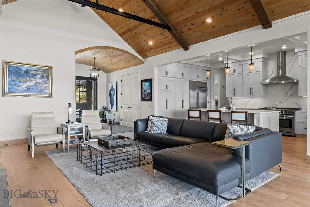 3 Bedroom Single Family Home/House's Image 9