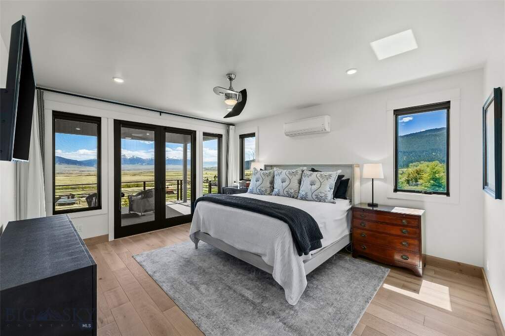 3 Bedroom Single Family Home/House's Image 23