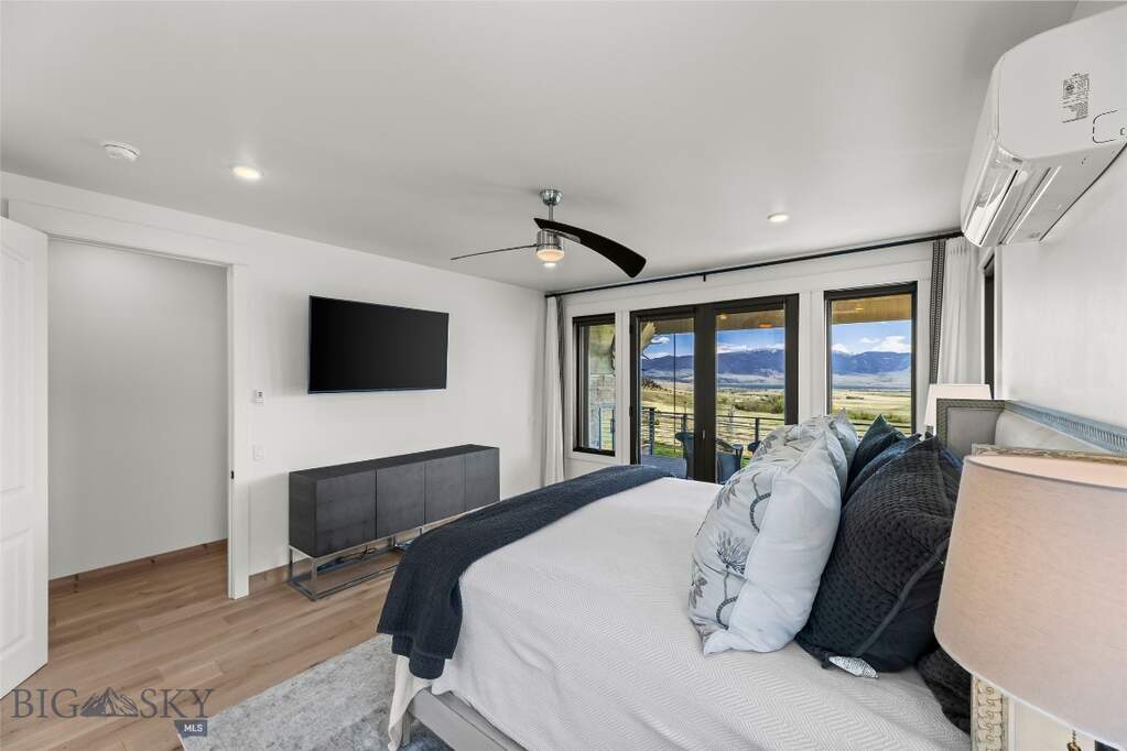 3 Bedroom Single Family Home/House's Image 24
