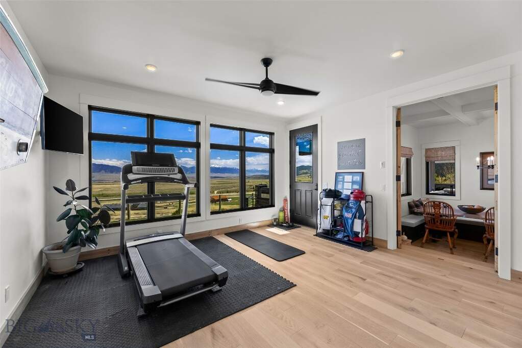 3 Bedroom Single Family Home/House's Image 37