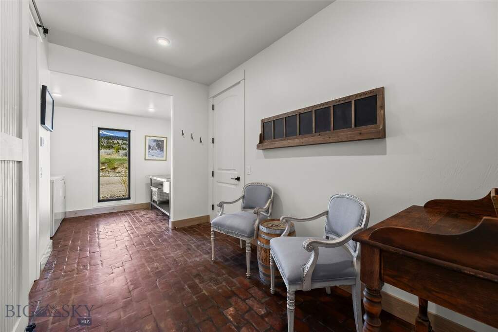3 Bedroom Single Family Home/House's Image 52