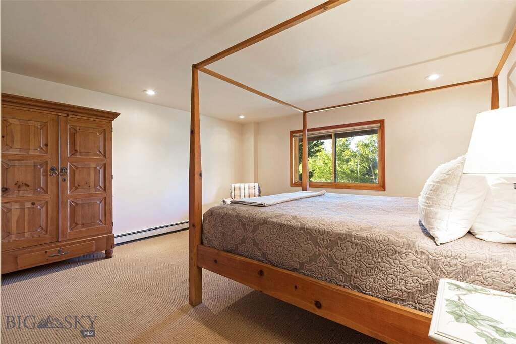 4 Bedroom Farm/Ranch/Plantation's Image 34