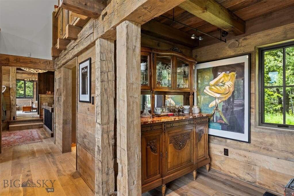 4 Bedroom Single Family Home/House's Image 15