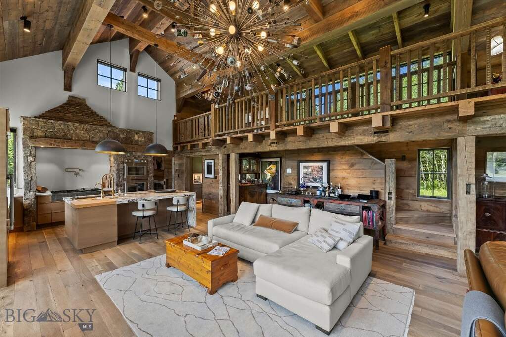 4 Bedroom Single Family Home/House's Image 18
