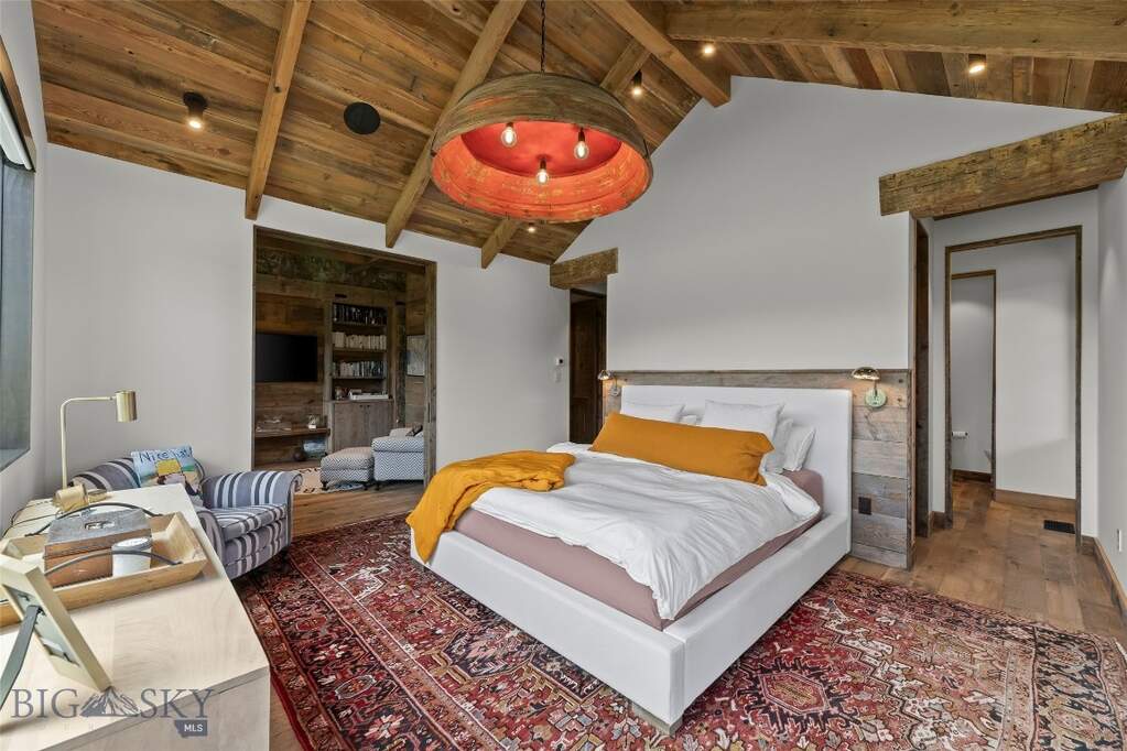 4 Bedroom Single Family Home/House's Image 37