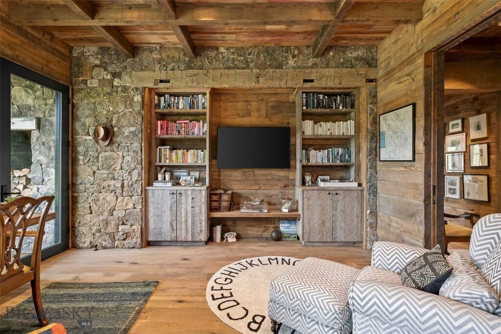 4 Bedroom Single Family Home/House's Image 39