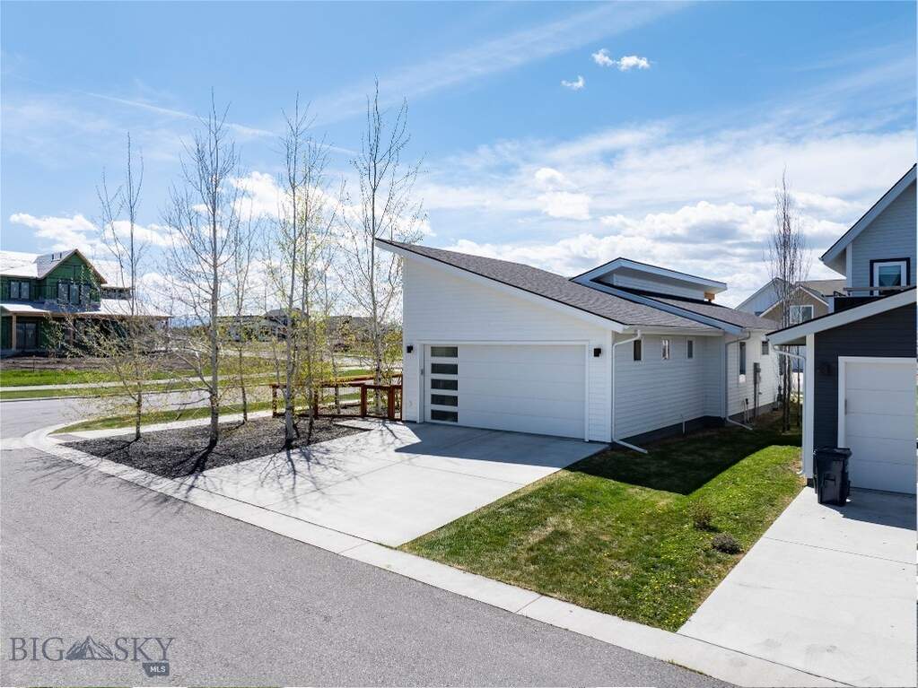 2 Bedroom Single Family Home/House's Image 9