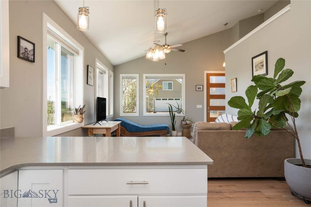 2 Bedroom Single Family Home/House's Image 19