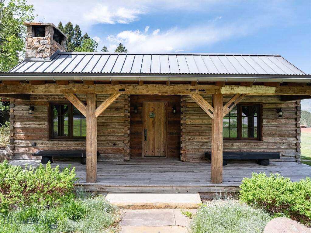 2 Bedroom Single Family Home/House's Image 10