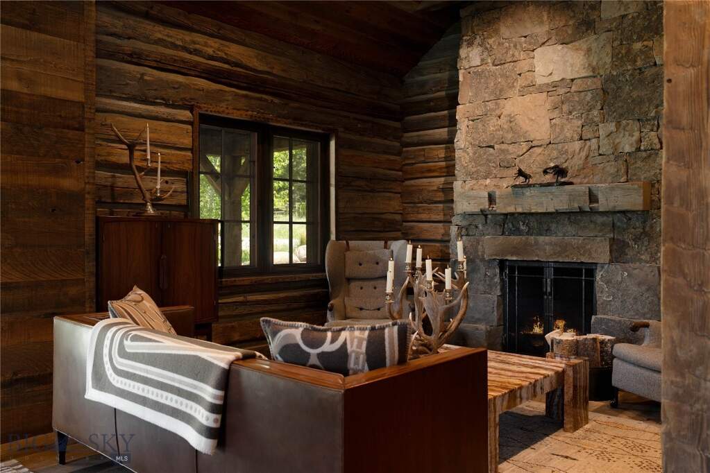 2 Bedroom Single Family Home/House's Image 12