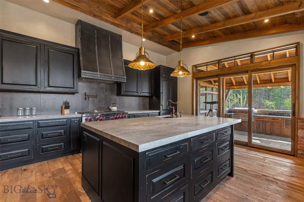 2 Bedroom Single Family Home/House's Image 23