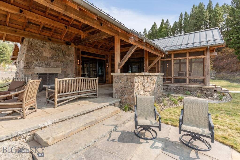 2 Bedroom Single Family Home/House's Image 28