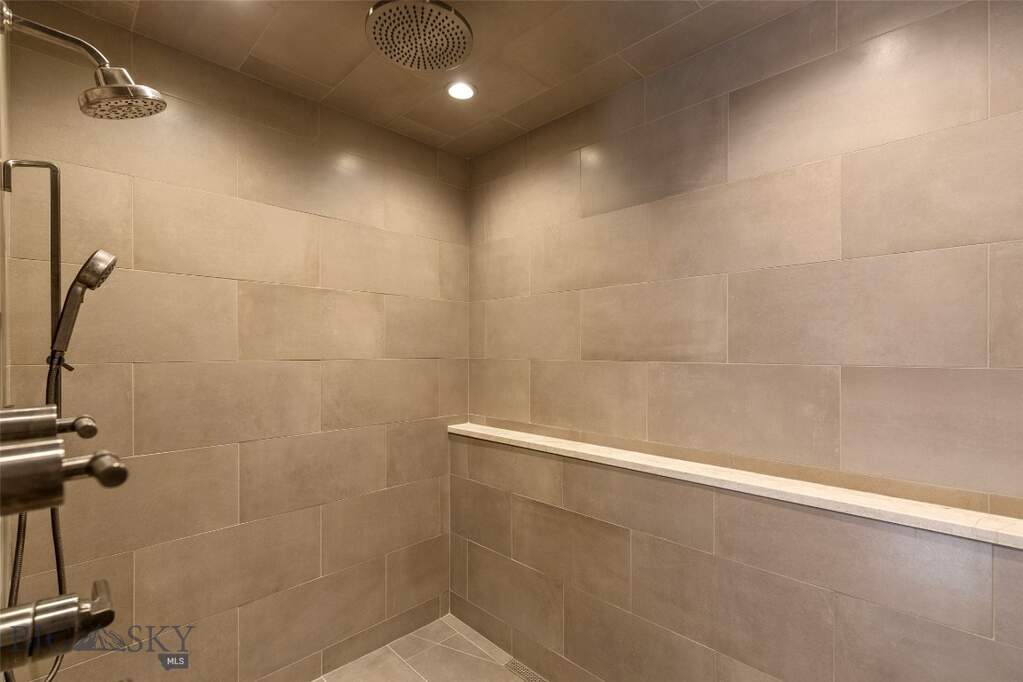 2 Bedroom Single Family Home/House's Image 38