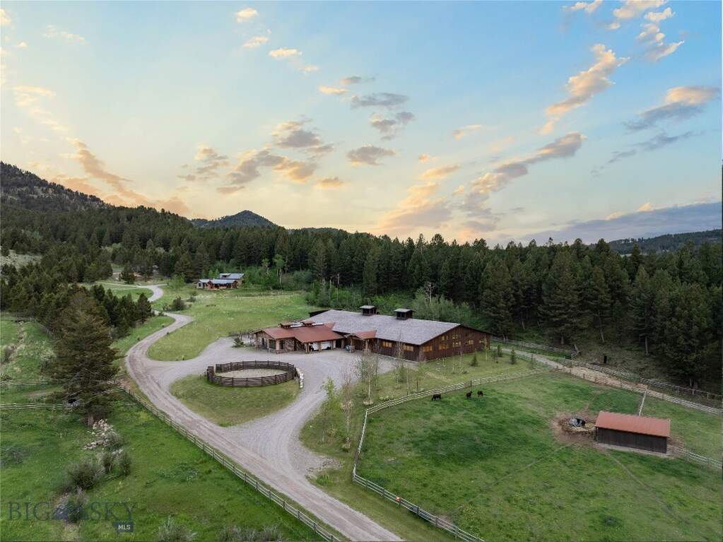 2 Bedroom Single Family Home/House's Image 55