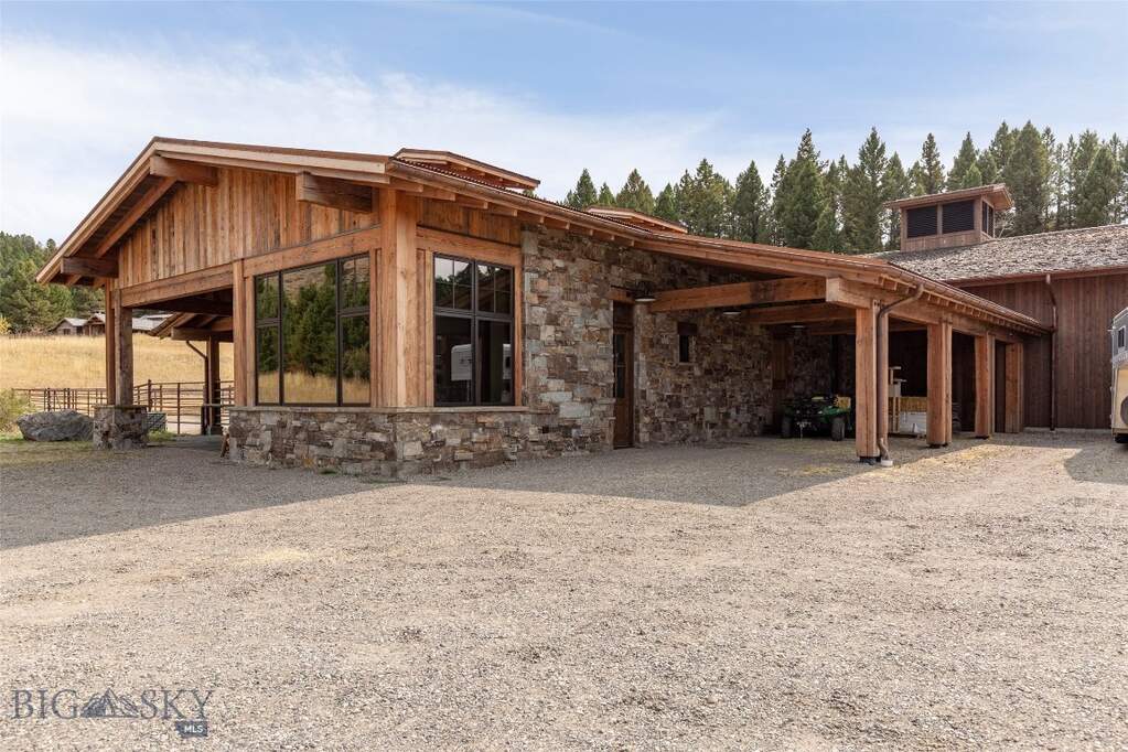 2 Bedroom Single Family Home/House's Image 65