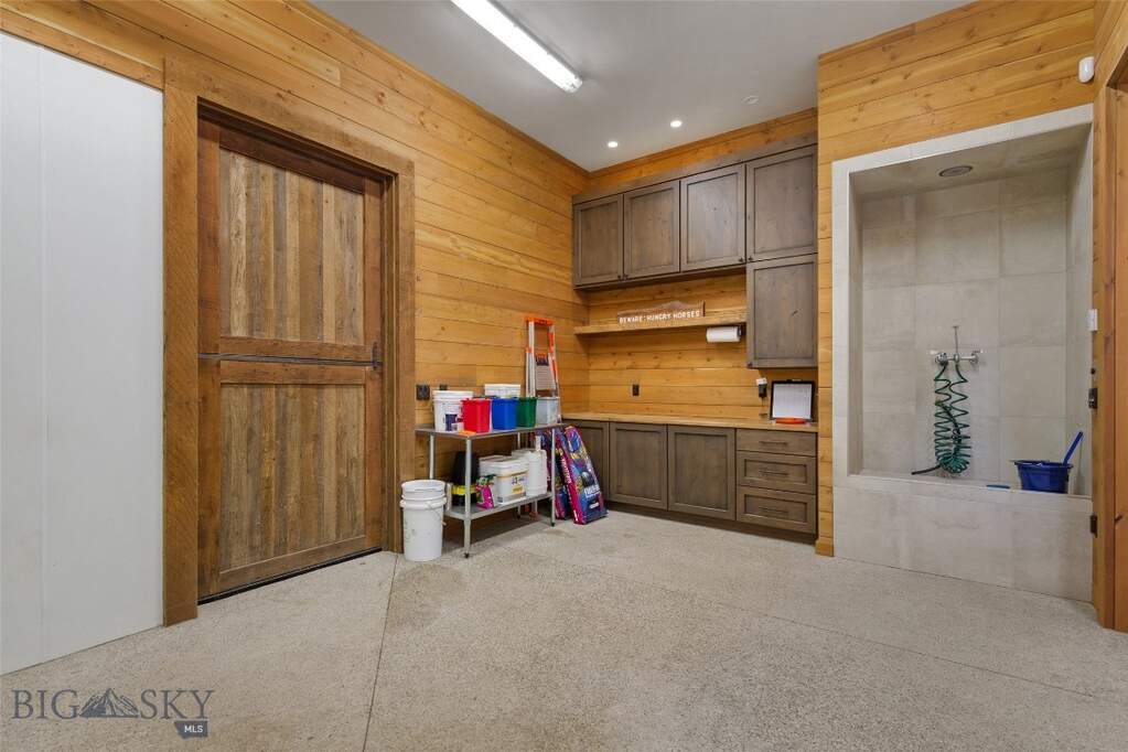 2 Bedroom Single Family Home/House's Image 76