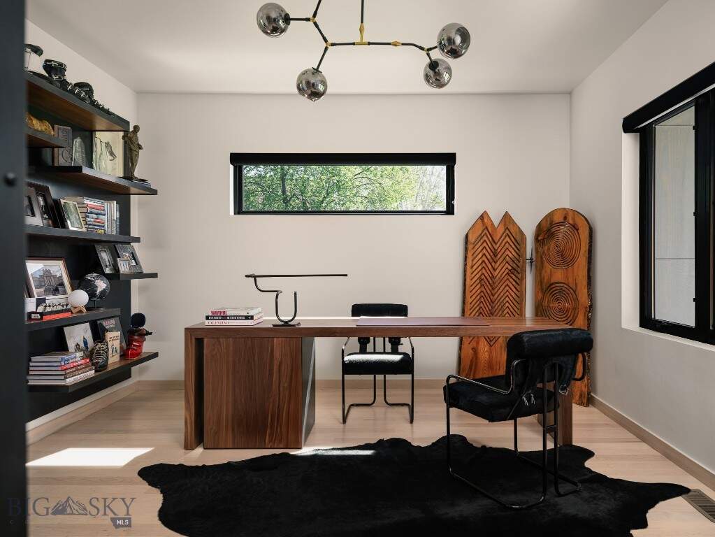 3 Bedroom Single Family Home/House's Image 11