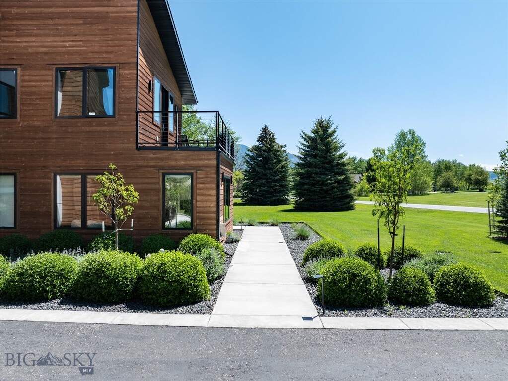 3 Bedroom Single Family Home/House's Image 56
